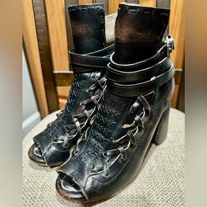 Freebird by Steven Eagle size 7